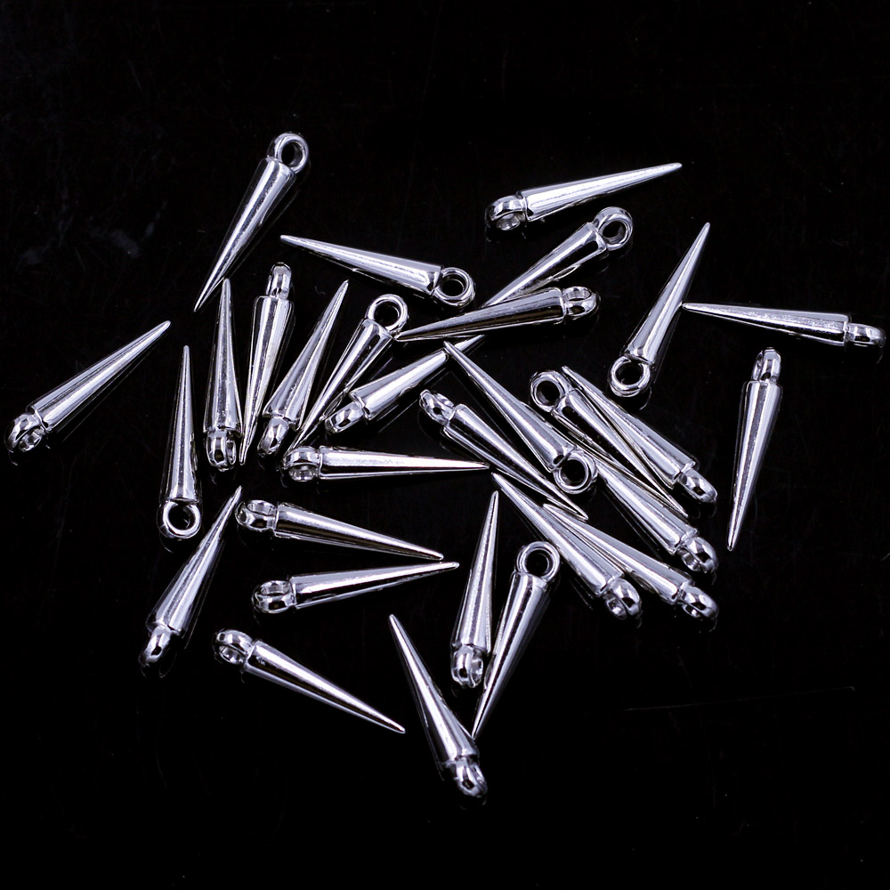 50 Pz Pendenti Spike Strappo R - Jewelry Making Rivets recensione e prezzo