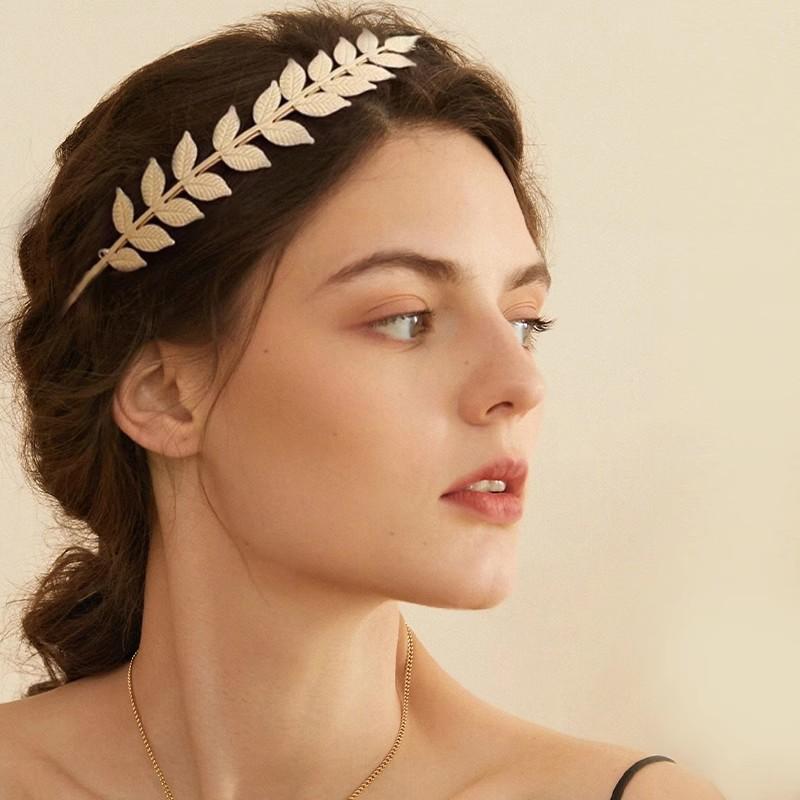 1PC Nuovo Retro Color Oro Fogl - Jewelry Making Adults recensione e prezzo