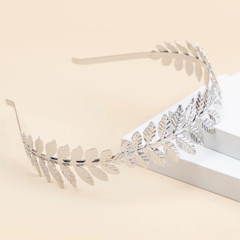 Barocco dorato foglia di metal - Jewelry Making Adults recensione e prezzo